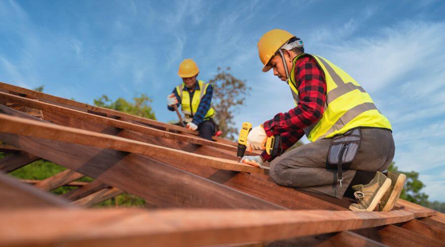 Professional gutter cleaning in Ray, ND
